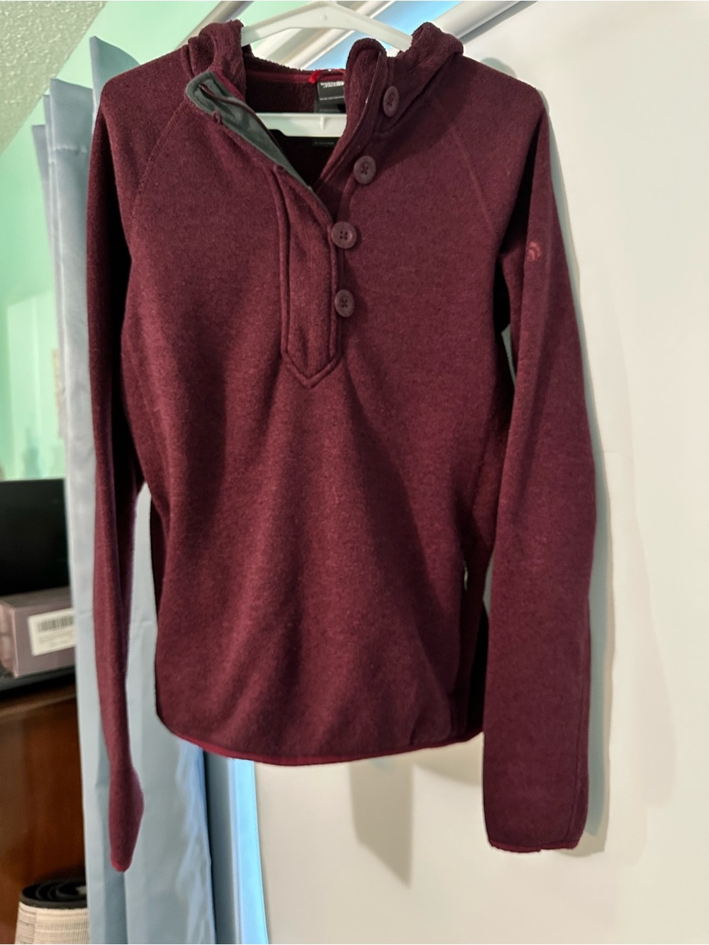 North face pull over 1/4 zip and button hoodie